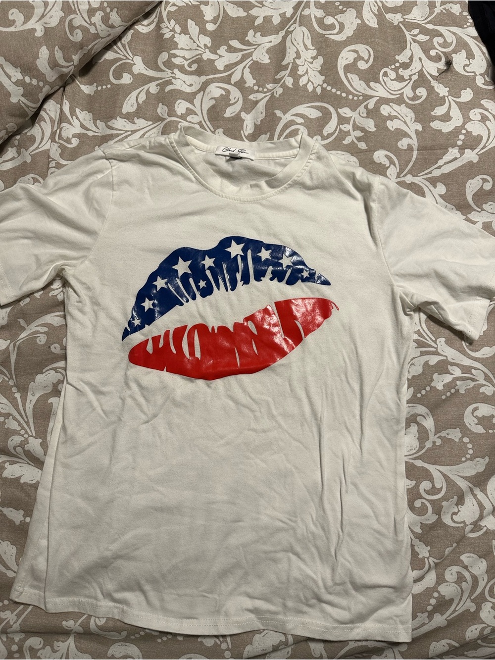 Graphic Lip Print Tee in White with Red & Blue
